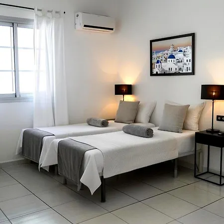 Villa Ut & Fabella House